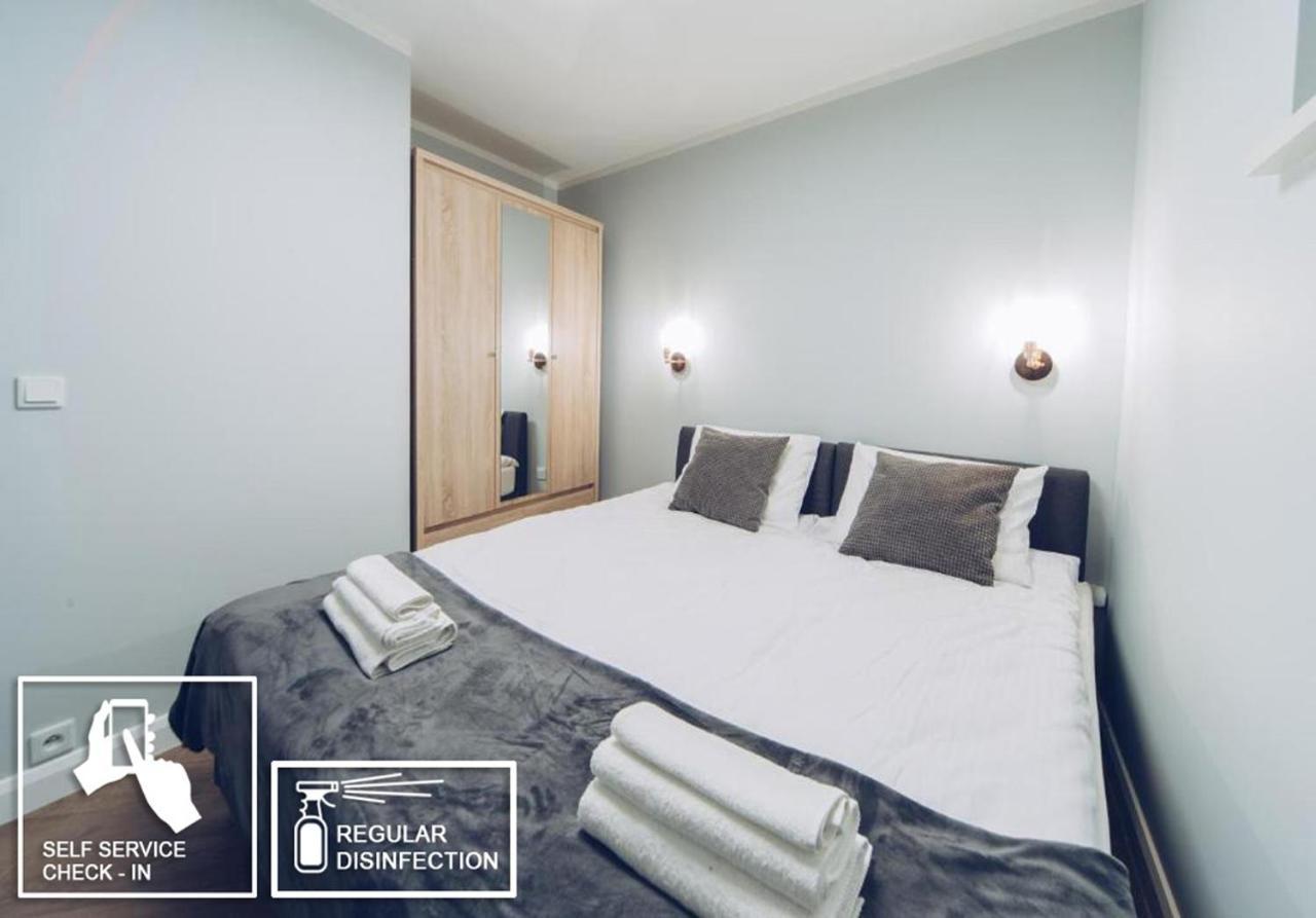 Apartamento M7 Main Square With Free Parking Friends Escape Cracovia Exterior foto