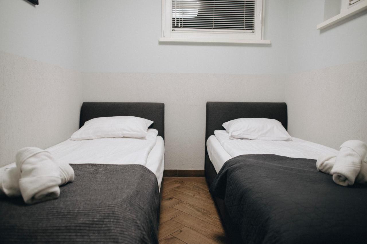 Apartamento M7 Main Square With Free Parking Friends Escape Cracovia Exterior foto